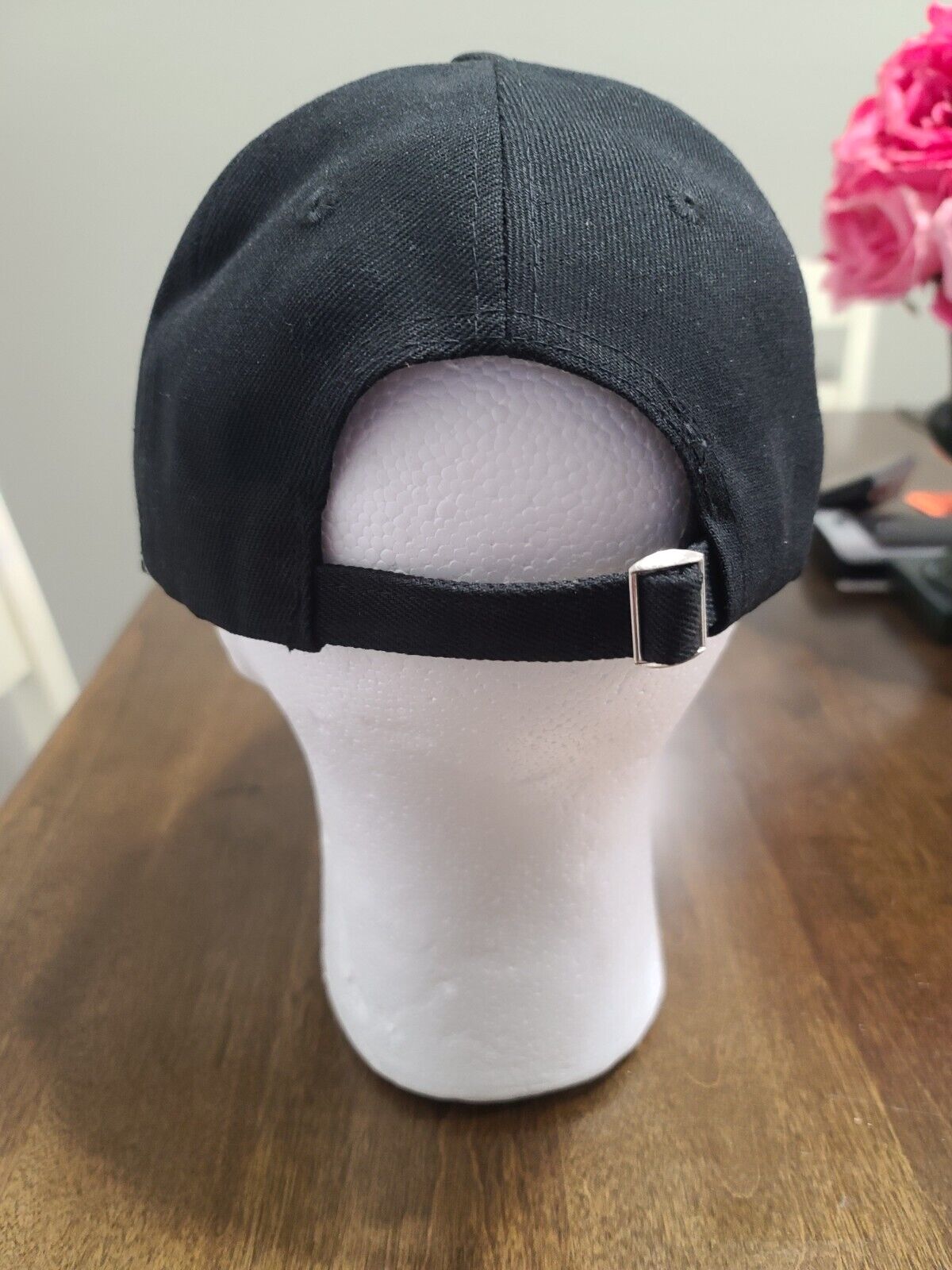 Pittsburgh Pirates Baseball cap.