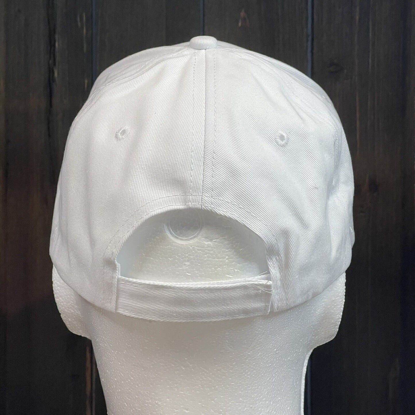 SMITH AND WESSON STYLE WHITE HAT.