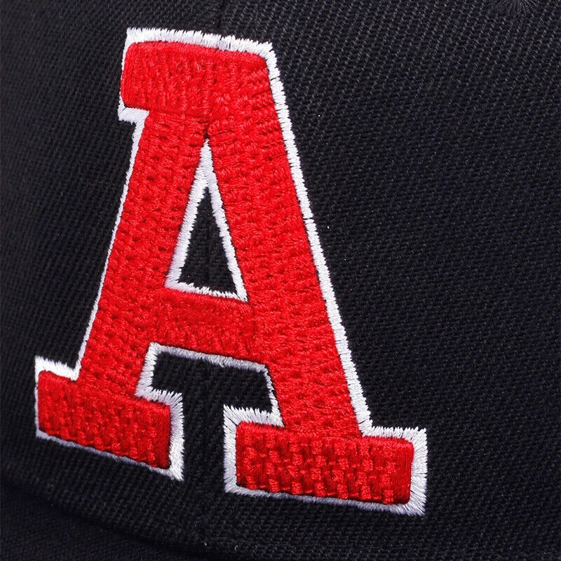 Chapeau d'Oakland Athletics A. Rouge A sur tout noir.