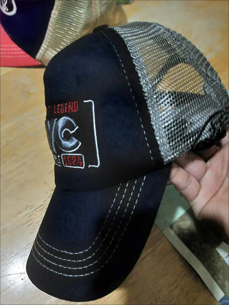 NEW YORK CITY THE BIG APPLE CHAPEAU DE STYLE CAMION BRODÉ EN 3D 
