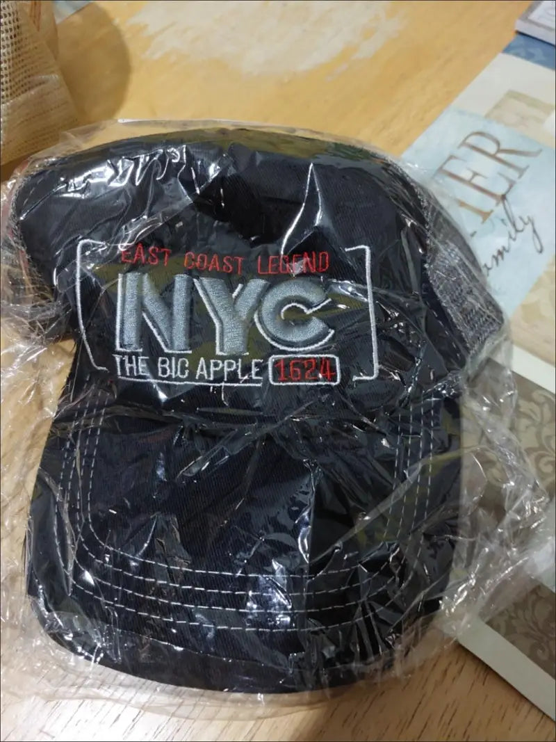 NEW YORK CITY THE BIG APPLE CHAPEAU DE STYLE CAMION BRODÉ EN 3D 