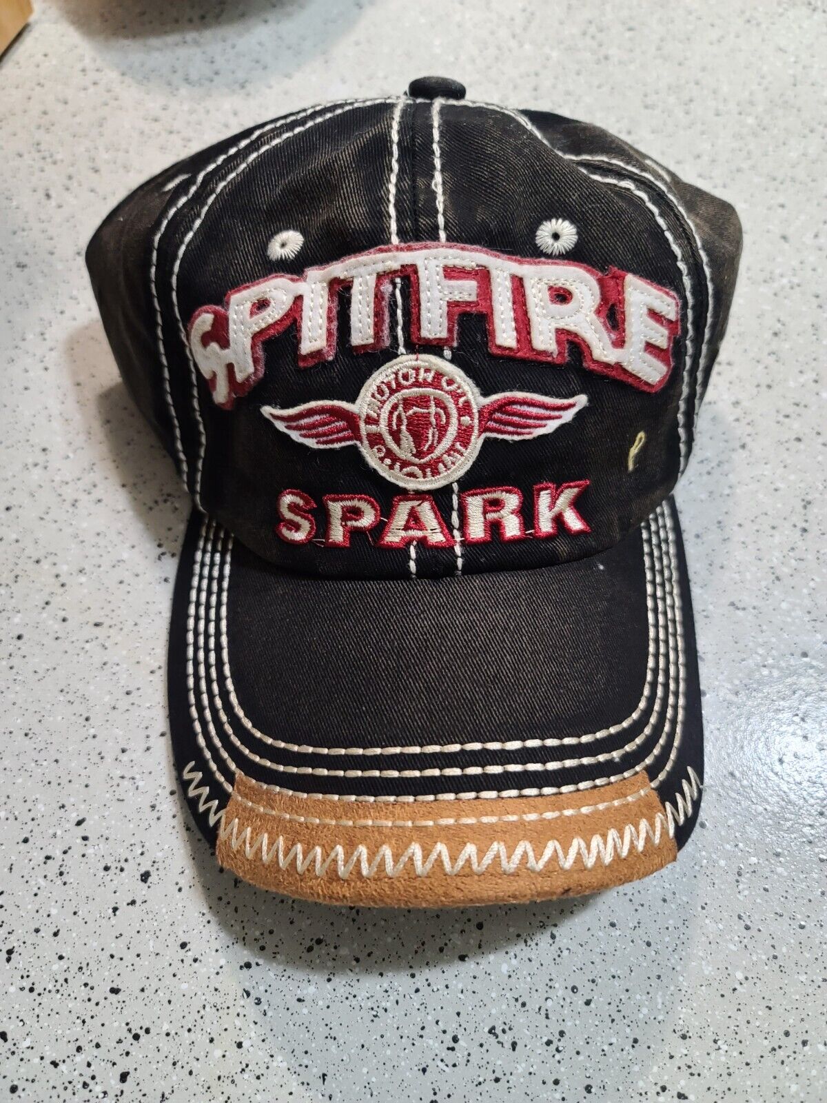 MUSCLE CAR STYLE EMBROIDERY HAT